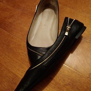 Gianni Bini zipper Ballet Flats  Size 7.5 M